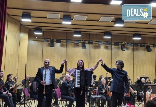 Музикална магия 2 - Вероника Тодорова, Атанас Маринов и Маестро Йордан Камджалов с Плевенска филхармония в София, Зала България на 6.10. (понеделник), 19 часа - Снимка 14