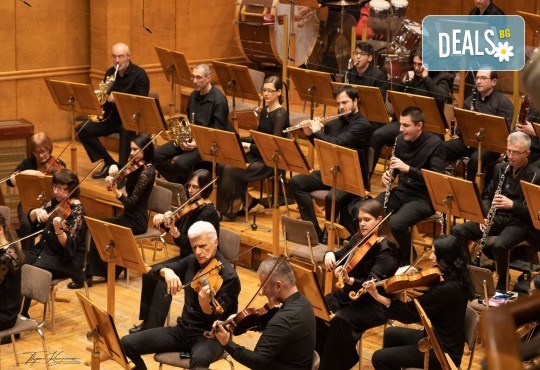 200 години от рождението на Йохан Щраус - концерт на Плевенската филхармония с диригент Найден Тодоров, Зала България, 25 октомври (събота), 19 часа - Снимка 8