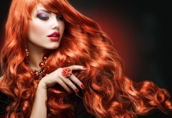 Нов цвят! Боядисване с боя на клиента + подстригване, маска и оформяне на косата в Салон за красота Персона - Снимка