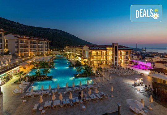 Ранни записвания за лято 2026 г в хотел Ramada Didim By Wyndham Akbuk 4*! 7 нощувки на база ALL Inclusive, басейни, водни пързалки, безплатно за дете до 12.99 г. и транспорт от Belprego Travel - Снимка 7