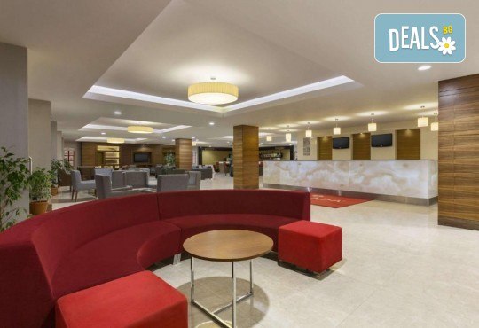 Ранни записвания за лято 2026 г в хотел Ramada Didim By Wyndham Akbuk 4*! 7 нощувки на база ALL Inclusive, басейни, водни пързалки, безплатно за дете до 12.99 г. и транспорт от Belprego Travel - Снимка 9