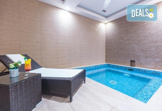 Нова година в хотел SIRIUS 4*, Струмица, Македония! 3 нощувки, закуски, вечеря и Празнична вечеря, жива музика, напитки и транспорт от Рикотур - Снимка 28