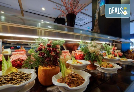 ULTRA ALL INCLUSIVE Нова година в хотел Limak Atlantis de Luxe Hotel & Resort 5*! 4 нощувки и транспорт от BelpregoTravel - Снимка 12