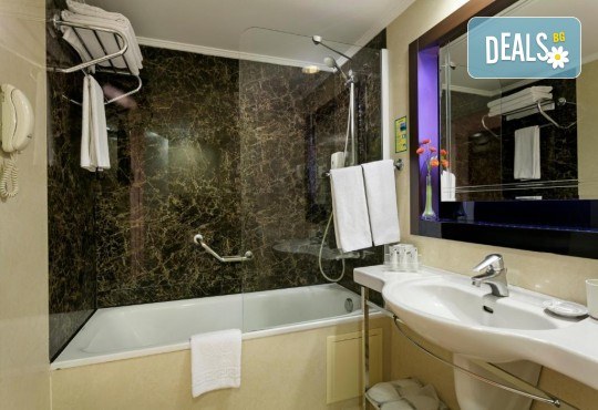 ULTRA ALL INCLUSIVE Нова година в хотел Limak Atlantis de Luxe Hotel & Resort 5*! 4 нощувки и транспорт от BelpregoTravel - Снимка 10