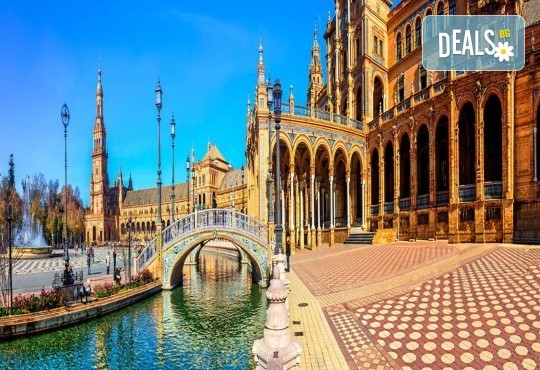 Нова година 2026 в Коста дел Сол, х-л Las Palmeras 4*! 7 нощувки със закуска и вечеря в ексклузивен хотел в Коста дел Сол. Директен полет от София до Малага. Богата екскурзионна програма, самолетен билет с включени летищни такси от Абакс - Снимка 3