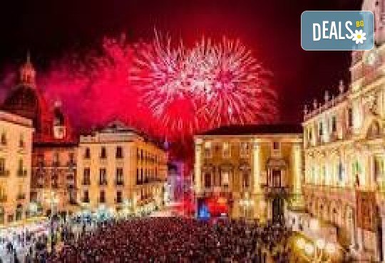 Нова Година 2026 в Сицилия - Катания, Romano Palace Luxury Hotel 5*! 4 нощ., закуски, самолетен билет с включени летищни такси от Абакс - Снимка 1