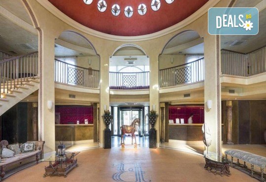 Нова Година 2026 в романтичен Париж, Hotel Reseda 3*! 4 нощ., закуски, самолетен билет с включени летищни такси от Абакс - Снимка 8