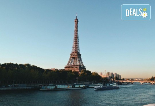 Нова Година 2026 в романтичен Париж, Hotel Reseda 3*! 4 нощ., закуски, самолетен билет с включени летищни такси от Абакс - Снимка 4