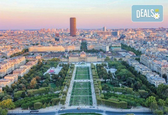 Нова Година 2026 в романтичен Париж, Hotel Reseda 3*! 4 нощ., закуски, самолетен билет с включени летищни такси от Абакс - Снимка 7