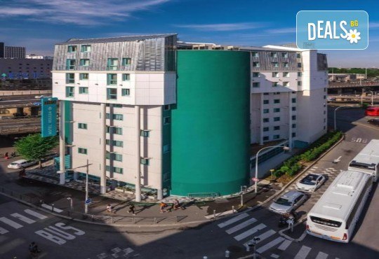 Нова Година 2026 в романтичен Париж, Hotel Reseda 3*! 4 нощ., закуски, самолетен билет с включени летищни такси от Абакс - Снимка 16