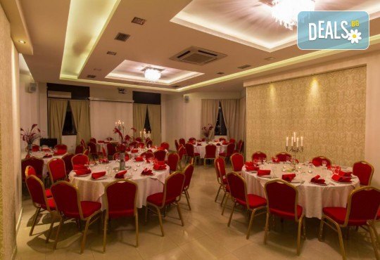 Нова Година в HOTEL PETRUS, Парачин, Сърбия! 2 или 3 нощувки, закуски, празнични вечери, музика на живо, собствен транспорт или организиран, от BelpregoTravel - Снимка 5