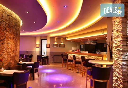 Нова Година в HOTEL PETRUS, Парачин, Сърбия! 2 или 3 нощувки, закуски, празнични вечери, музика на живо, собствен транспорт или организиран, от BelpregoTravel - Снимка 2