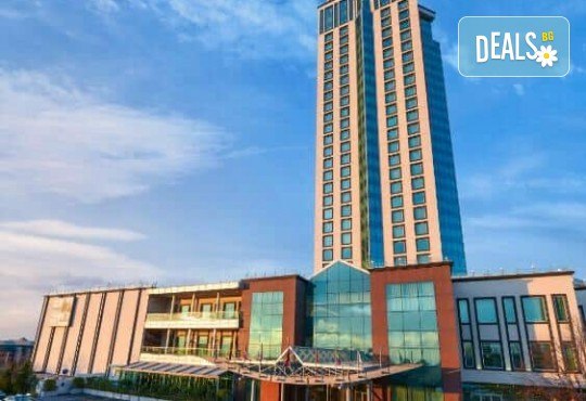 Нова година 2026 + СПА в хотел Kaya Istanbul Fair & Convention Hotel 5*! 3 нощувки, закуски, празнична вечеря и възможност за транспорт от Варна, Слънчев бряг и Бургас от Ню Сън Травел - Снимка 2