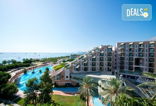 Нова година 2026 Кемер! 4 нощувки на All Inclusive в хотел LIMAK LIMRA HOTEL § RESORT 5*, Кемер и транспорт от Варна, Слънчев бряг и Бургас от Ню Сън Травел - Снимка 2