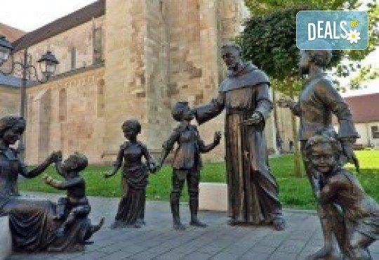 Потопете се в Коледния дух на Трансилвания - Сибиу, Биертан, Сигишоара! 3 нощувки, допълнителни екскурзии и транспорт от Рикотур - Снимка 8