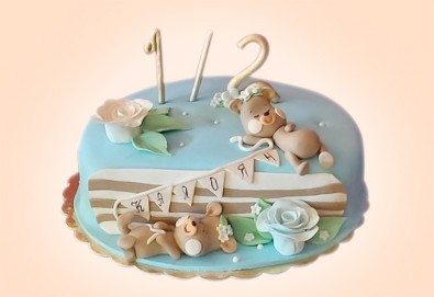 Торта за бебе! Детска фигурална торта 1/2 за бебоци на шест месеца от Сладкарница Джорджо Джани - Снимка