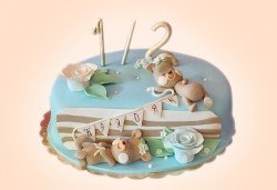 Торта за бебе! Детска фигурална торта 1/2 за бебоци на шест месеца от Сладкарница Джорджо Джани - Снимка