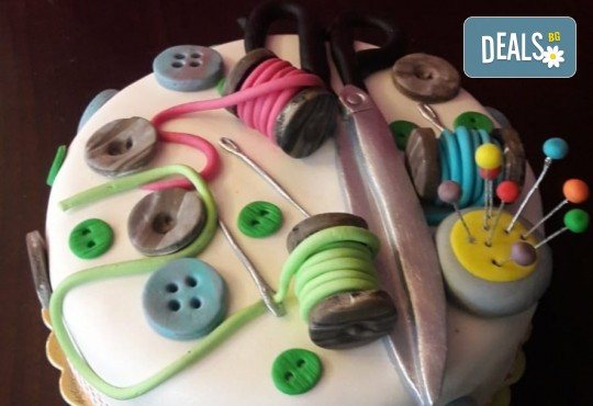 Бъди професионалист! Торта за професионалисти: вкусна торта за фризьори, IT специалисти, съдии, футболисти, режисьори, музиканти и други професии от Сладкарница Джорджо Джани - Снимка 6