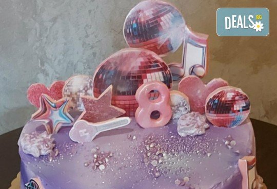 За музиканти! Торта за DJ, музиканти, певци, художници и артисти от Сладкарница Джорджо Джани - Снимка 1