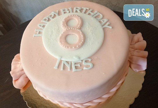 С цифри! Изкушаващо вкусна бутикова АРТ торта с цифри и размер по избор от Сладкарница Джорджо Джани - Снимка 1