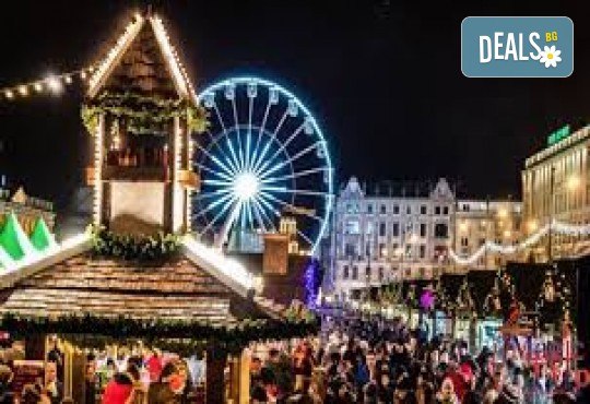 Предколедна екскурзия до Букурещ, Румъния! Панорамна обиколка на Букурещ, водач и транспорт от Дениз Травел - Снимка 2