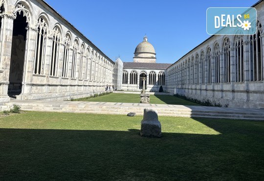 Круиз Италия, Испания и Франция с MSC GRANDIOSA! 7 нощ. с богат асортимент от храна за закуска, обяд, следобедна закуска и вечеря, някой напитки и самолетни билети от Оушън Травел - Снимка 16