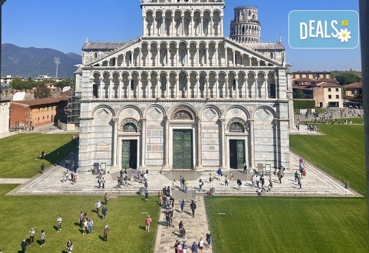 Круиз Италия, Испания и Франция с MSC GRANDIOSA! 7 нощ. с богат асортимент от храна за закуска, обяд, следобедна закуска и вечеря, някой напитки и самолетни билети от Оушън Травел - Снимка 15