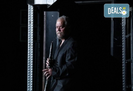 Нов авторски спектакъл на Теди Москов Хайде да се трепаме на 19-ти октомври (неделя) в Малък градски театър Зад канала - Снимка 4