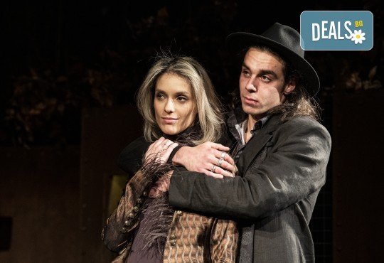 Гледайте Василена Атанасова, Леонид Йовчев, Ирини Жамбонас и Даниел Цочев в Есенна градина на 22-ри октомври (сряда) в Малък градски театър Зад канала - Снимка 10