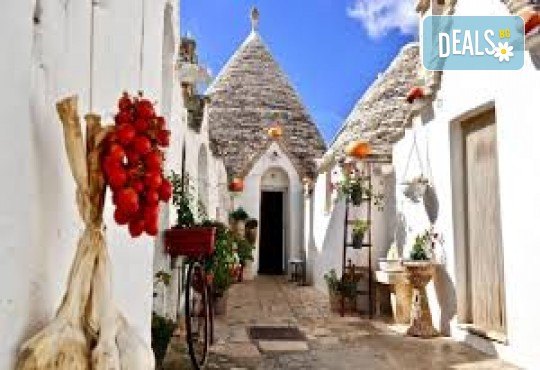 Самолетна програма! Екскурзия до Италия - Бари и Пулия с 5 нощувки, закуски, допълнителни екскурзии и водач от Рикотур - Снимка 6