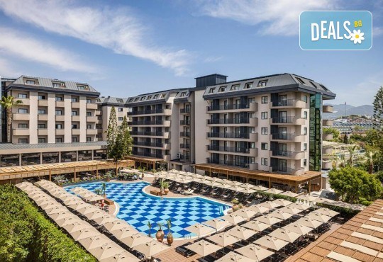 Ранни записвания за Ultra All İnclusive ваканция 2026 в Kaia Coracesium /ex.Villa Sunflower Beach/ 4*, Алания! 7 нощувки, басейни, водни пързалки и транспорт от Belprego Travel - Снимка 2