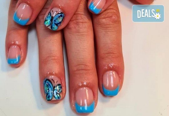Френски маникюр с гел лак CND и 2 рисувани декорации от Art beauty studio S&D - Снимка 9
