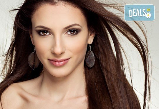 За свежа и гладка кожа! Терапия биолифтинг на 3 зони - лице, шия и деколте, серум и мануален масаж в Салон Женско царство - Снимка 3