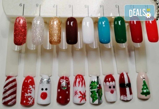 За Коледа и Нова година! Дълготраен маникюр с гел лак CANNI, 2 декорации и сваляне в WAVE STUDIO - НДК - Снимка 1
