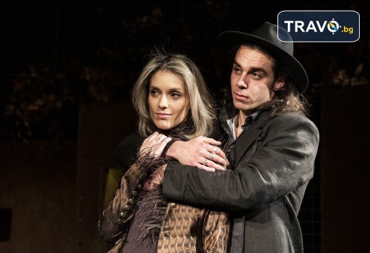 Гледайте Василена Атанасова, Леонид Йовчев, Ирини Жамбонас и Даниел Цочев в Есенна градина на 30-ти ноември (неделя) в Малък градски театър Зад канала - Снимка 10