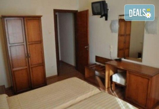 Нова Година в хотел Нефели 3*, Кавала! 3 дни, 2 нощувки, закуски, възможност за Новогодишна вечеря и транспорт от Рикотур - Снимка 9