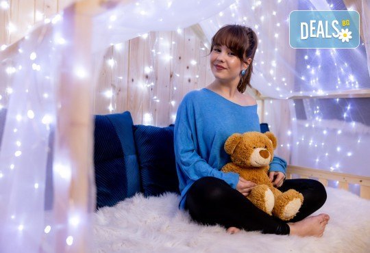 Коледни моменти със семейството! Професионална Коледна фотосесия в студио с 4 декора и 100 обработени кадъра от Chapkanov photography - Снимка 9