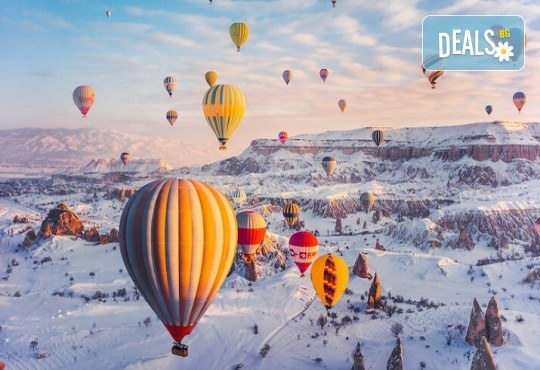 Зимна приказна Кападокия-земята на дивите коне с 3 нощувки и посещение на Истанбул, богата туристическа програма и транспорт от Роял Холидейз - Снимка 1