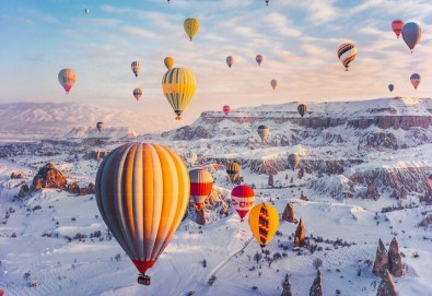 Зимна приказна Кападокия-земята на дивите коне с 3 нощувки и посещение на Истанбул, богата туристическа програма и транспорт от Роял Холидейз - Снимка