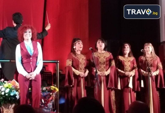 Бяла Коледа концерт на Плевенска филхармония със солист Люси Дяковска, със специалното участие на Поли Генова на 23.12., от 19 ч. в Зала България - Снимка 8