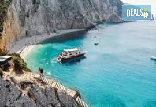 Екскурзия до остров Лефкада - изумрудения остров с три нощувки, закуски и транспорт от Варна, Слънчев бряг, Бургас и Стара Загора от Ню Сън Травел - Снимка 1