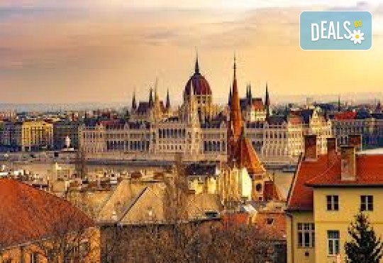 Предколедна магия в Будапеща и Виена с приказни коледни базари: 3 нощувки със закуски, плюс транспорт и възможност за Големия завой на Дунав и разходка с корабче, от Глобул Турс - Снимка 7