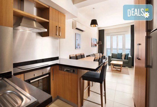 Ранни записвания лято 2026! 7 нощувки на база All Inclusive в хотел RAMADA HOTEL & SUITES BY WYNDHAM 5*, Кушадасъ! басейни, водни пързалки, безплатно за дете до 11.99 г и транспорт от Belprego Travel - Снимка 16