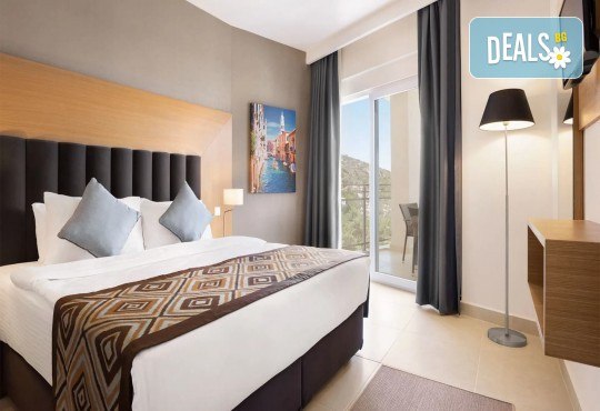 Ранни записвания лято 2026! 7 нощувки на база All Inclusive в хотел RAMADA HOTEL & SUITES BY WYNDHAM 5*, Кушадасъ! басейни, водни пързалки, безплатно за дете до 11.99 г и транспорт от Belprego Travel - Снимка 18