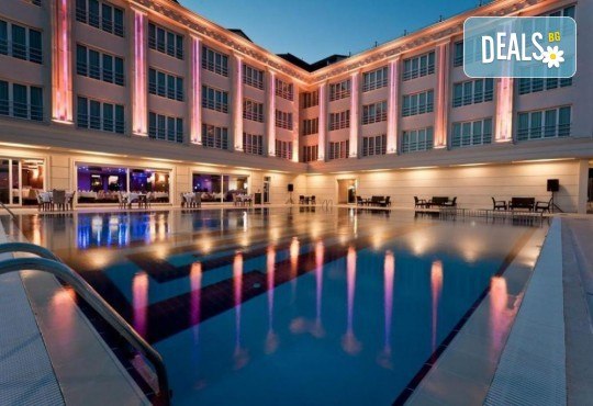 Нова година на брега на Мраморно море град Кумбургаз хотел Mercia 4 Hotels & Resorts! 3 нощувки, закуски, вечери и транспорт от Роял Холидейз - Снимка 2