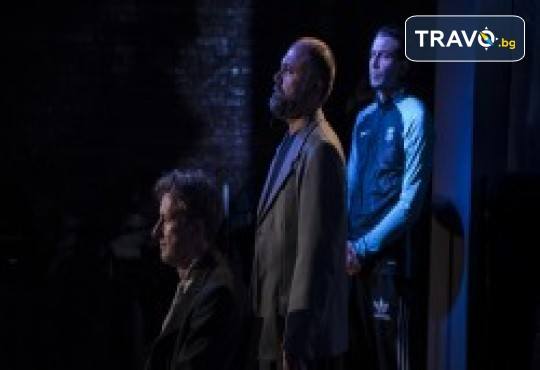 Комедията Поп-фолк хроники: бели птици и куршуми на 29-ти декември (понеделник) в Малък градски театър Зад канала - Снимка 12