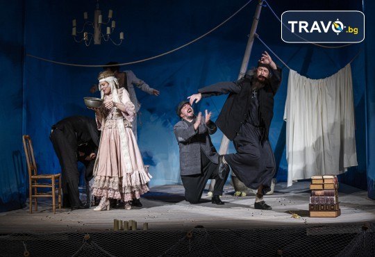 Балкански колорит! Комедията Зорба с Герасим Георгиев - Геро в Малък градски театър Зад канала на 22-ри декември (понеделник) - Снимка 9