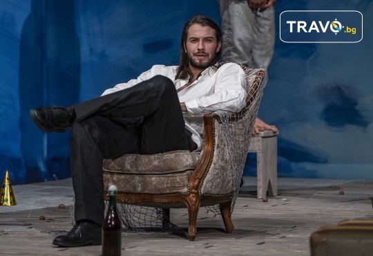 Балкански колорит! Комедията Зорба с Герасим Георгиев - Геро в Малък градски театър Зад канала на 22-ри декември (понеделник) - Снимка 2