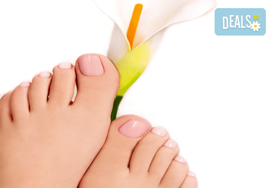 Медицински педикюр в 7 стъпки с хидромасаж на стъпалата с ароматни соли в Студио за красота Ежени - Снимка 2