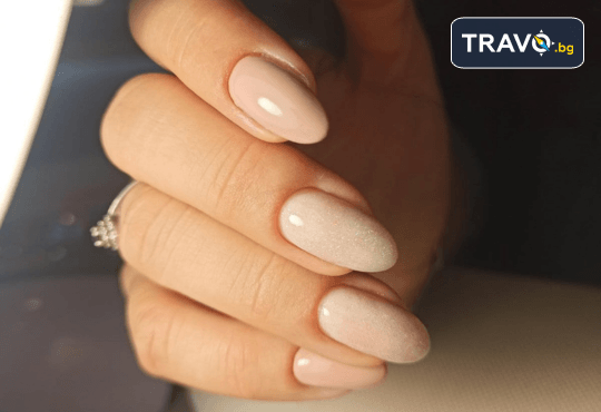 Стилен маникюр с каучукова база и декорации без лимит от Клермонт - Снимка 11